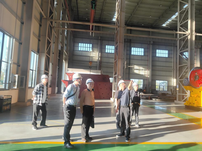 松滋市城關(guān)市場監(jiān)管所積極開展企業(yè)走訪服務(wù)工作，提供法律咨詢助力企業(yè)發(fā)展